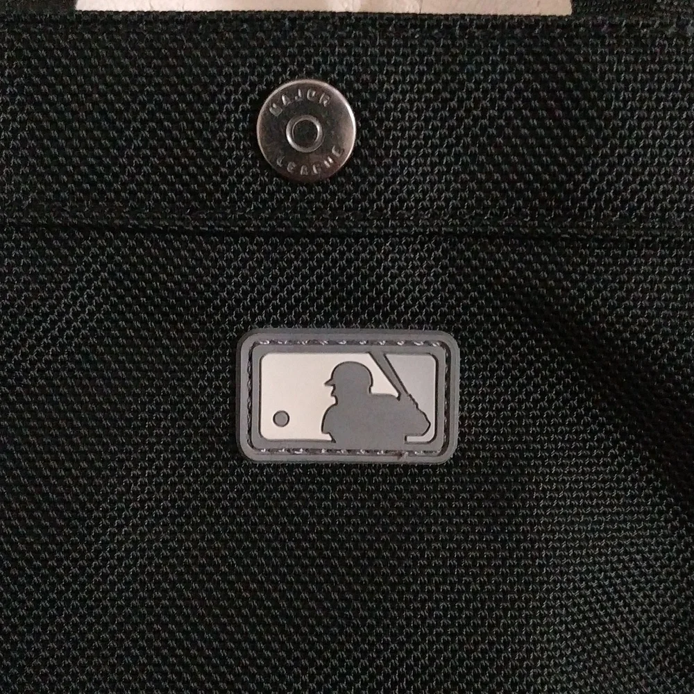 MLB Nylon Crossbody Tote bag - Picture 14 of 17